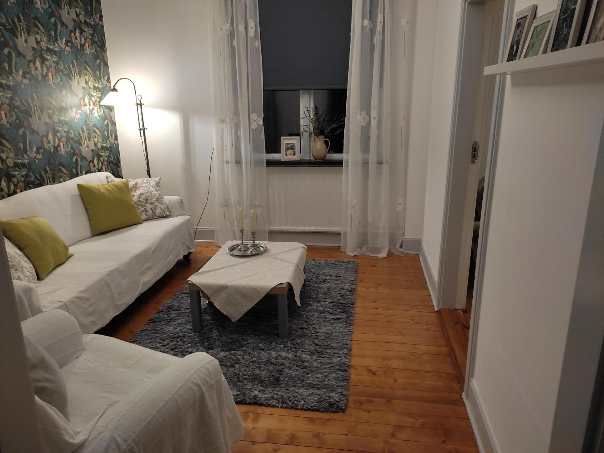 Villa Karlloesa - Bed And Breakfast Malilla Bagian luar foto